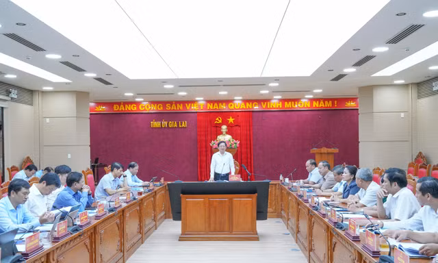 Gia Lai họp bàn gấp rút triển khai các dự án giao thông trọng điểm quốc gia