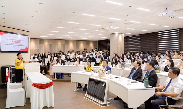 Môi trường học tập sáng tạo xây dựng Thương hiệu cá nhân cho sinh viên Kinh tế - Quản trị ở DTU