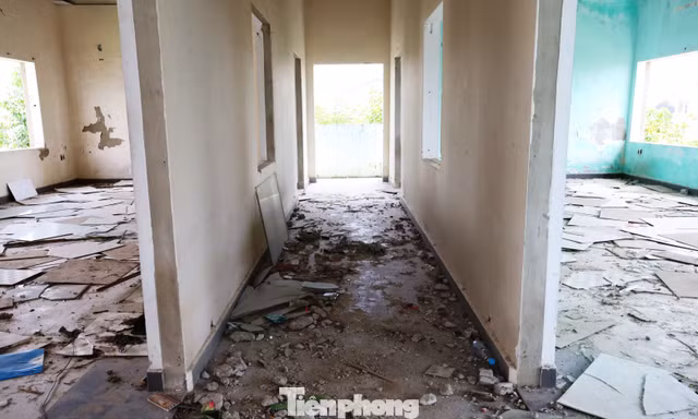Công sở tại 'đất vàng' bị bỏ hoang sau 30 tháng bàn giao