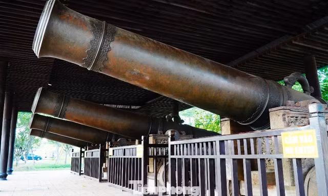 Huế giới hạn khu vực tham quan một số điểm di tích