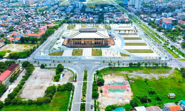 Xem trước hình ảnh quảng trường 200 tỷ ở Huế sắp khánh thành 