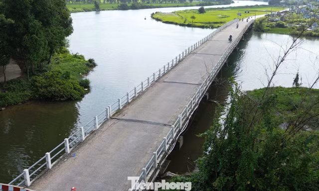 Nhìn gần cầu vượt sông Bồ được chi trăm tỷ để 'lên đời'