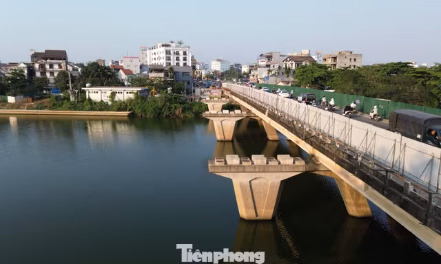 Tết qua lâu, công trường cầu đường hơn 100 tỷ đồng tại Huế vẫn ‘bất động’
