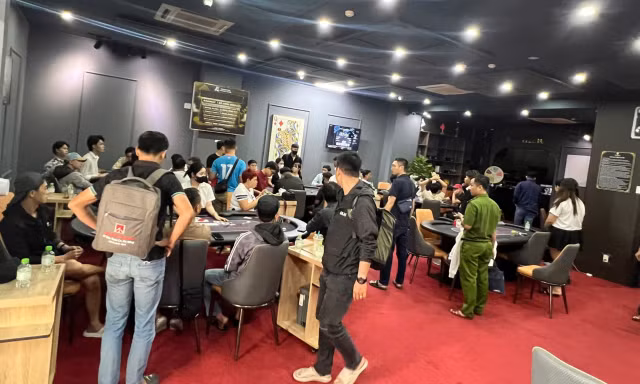 Đà Nẵng triệt phá câu lạc bộ poker tổ chức đánh bạc trái phép