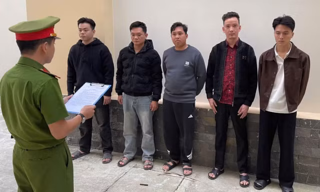 Khởi tố 5 đối tượng góp vốn 'khởi nghiệp' bằng việc cho vay lãi nặng