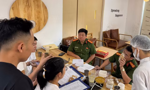 Công an phát hiện nhiều vi phạm về an toàn thực phẩm trong dịp Tết Trung thu