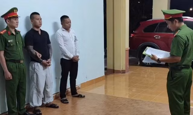 Tạm giữ hình sự đối tượng nổ súng, gây rối ở Đà Nẵng