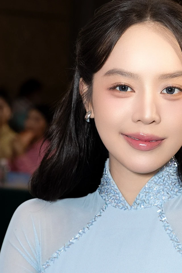 Thanh Thủy, Tiểu Vy là đại sứ Lễ hội áo dài TPHCM 