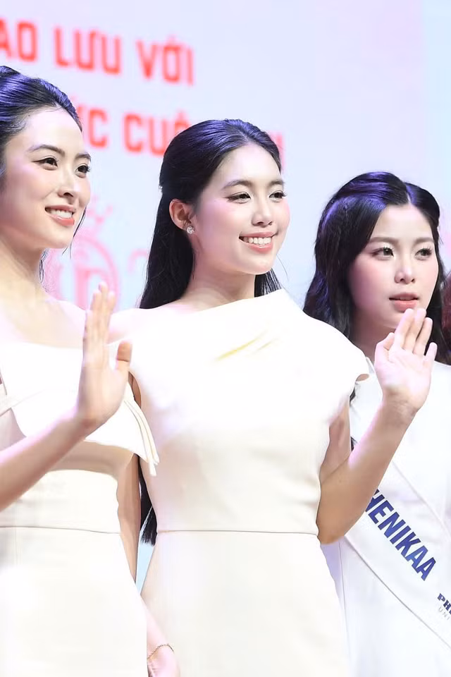 Dàn hoa hậu, ca sĩ đổ bộ tour tuyển sinh phía Nam Hoa hậu Việt Nam 2026