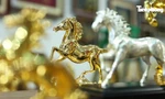 Ngắm cận linh vật ngựa mạ vàng 24K