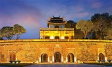 Hoàng thành Thăng Long dừng đón khách