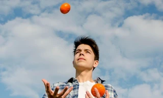 Những quả bóng tung hứng