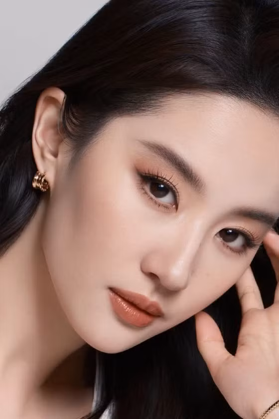 Chuỗi hơn 900 ngày không đóng phim của Lưu Diệc Phi chuẩn bị kết thúc?