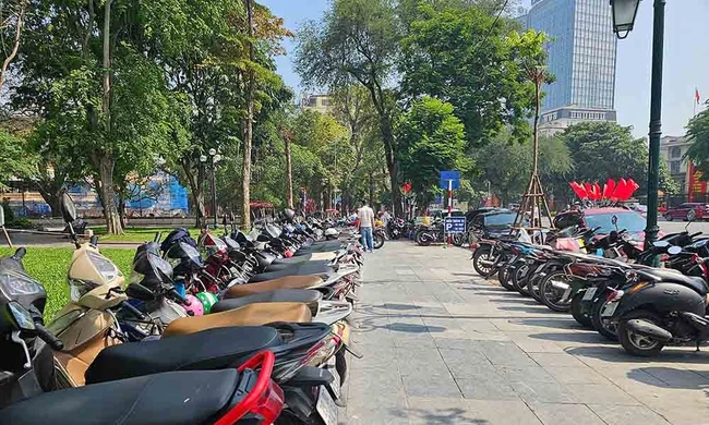 Bố trí bãi xe 800m2 gần hồ Gươm phục vụ người dân dịp Tết Nguyên đán
