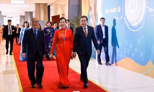 Chủ tịch Quốc hội dự Đại hội đại biểu Phụ nữ toàn quốc lần thứ XIV