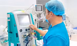 Viêm tụy cấp sau cuộc nhậu, người đàn ông ‘thập tử nhất sinh’