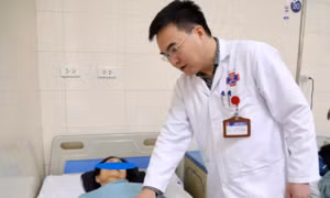 Lần đầu tiên Việt Nam ứng dụng kĩ thuật hiện đại điều trị ung thư phụ khoa