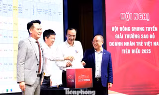 Lựa chọn Top 10 doanh nhân trẻ xuất sắc trao tặng Giải thưởng Sao Đỏ năm 2025