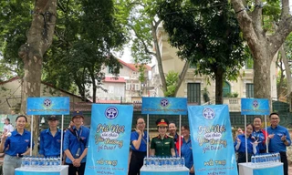 Danh sách 40 điểm tiếp nước, bánh miễn phí cho người dân xem diễu binh, diễu hành