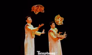 Người trẻ Việt mang múa mâm vàng, cồng chiêng tham gia hải trình Thanh niên Đông Nam Á – Nhật Bản