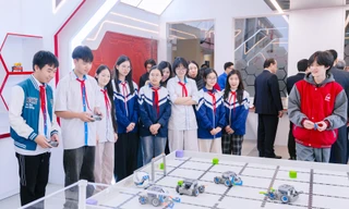 Nhiều công trình công nghệ của tuổi trẻ Hưng Yên mừng thành công Đại hội XIV của Đảng