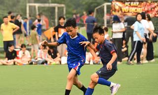 Sôi nổi giải bóng đá học đường Mai vàng chào xuân