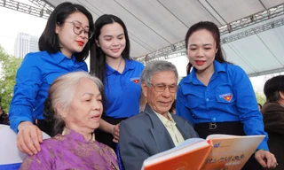 Hành trình 'xuyên không' khám phá 310 địa chỉ đỏ ở Hà Nội