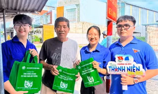 Ngày Chủ nhật xanh: Từ cải tạo cảnh quan môi trường đến chợ dân sinh không túi nilon