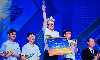 Nam sinh Khánh Hòa ngược dòng giành vòng nguyệt quế Olympia