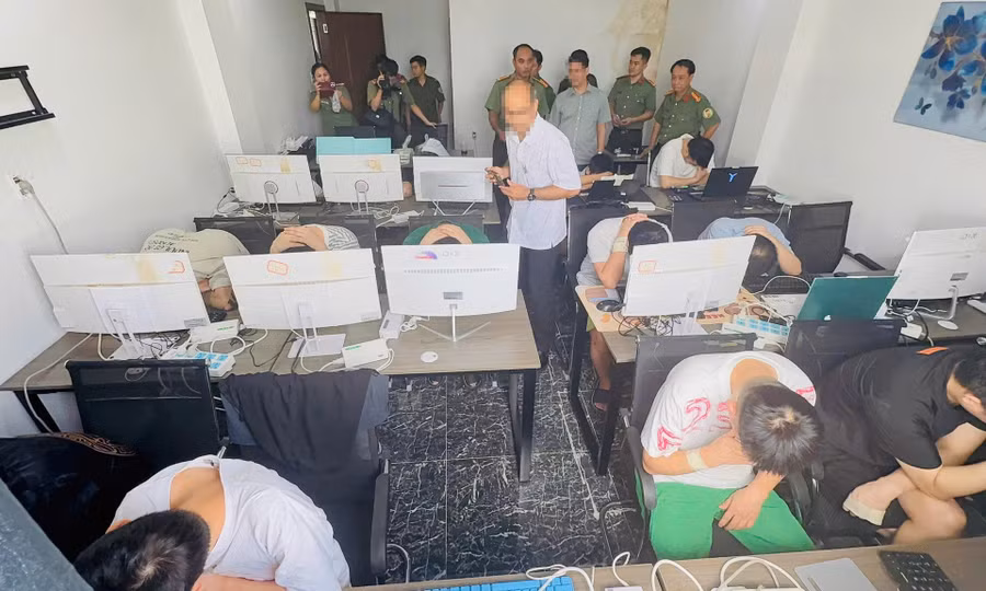 Kịp thời phát hiện 85 người nước ngoài thuê khách sạn ở TPHCM để lập 'đại bản doanh' lừa đảo 