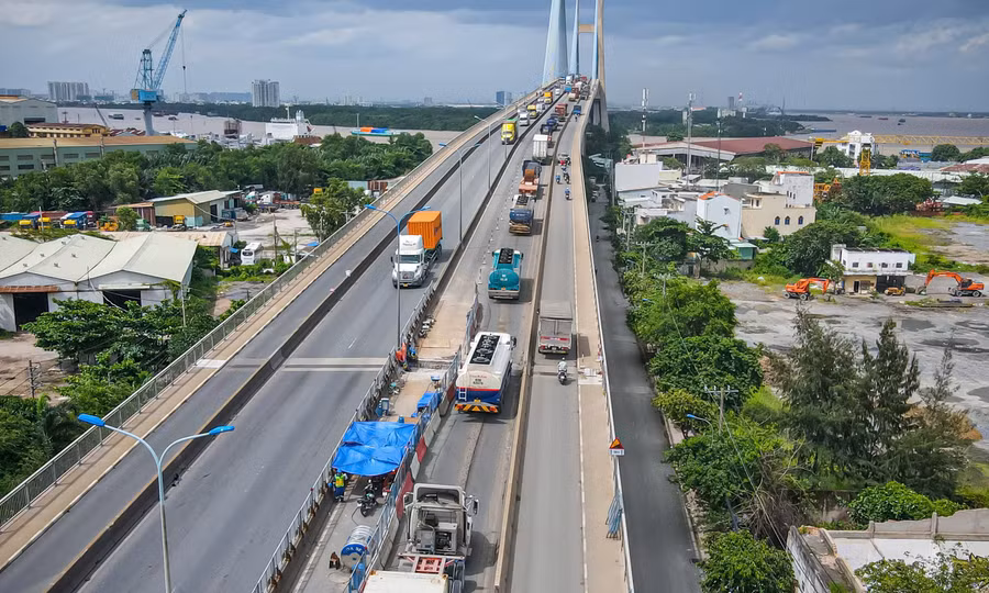 Sửa cầu Phú Mỹ hơn 1 tháng, người dân TPHCM lưu thông ra sao?