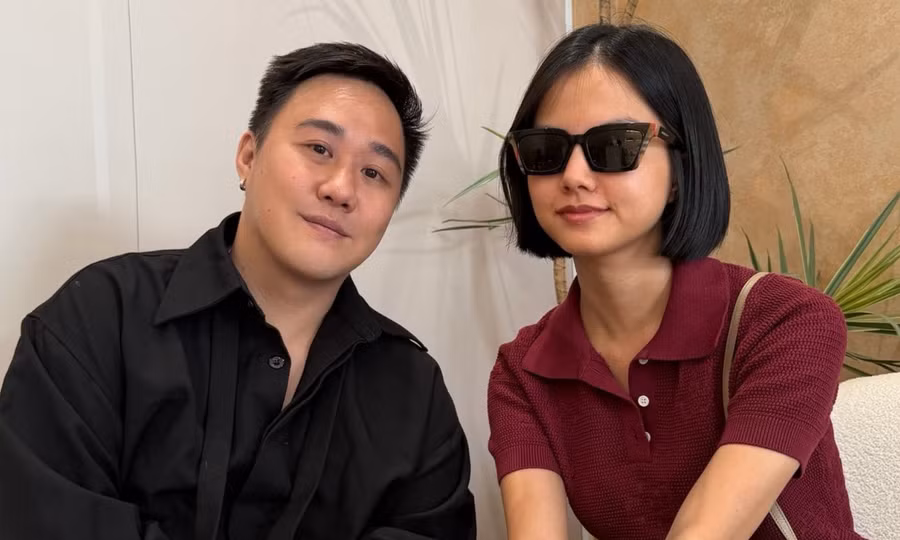 Trung Quân cúi đầu xin lỗi