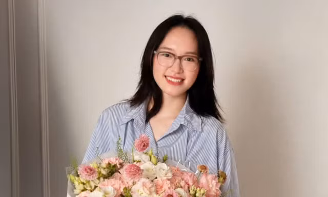Nữ thủ khoa ngành Kinh tế với GPA 3.87: Đam mê nghiên cứu khoa học, nhiều đêm thức đến sáng để chạy số liệu