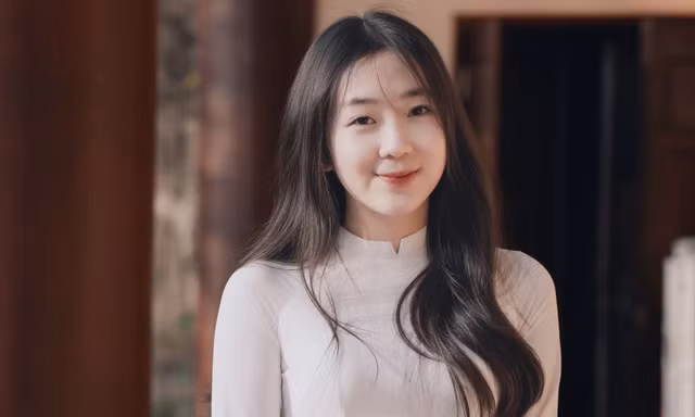 Từng tự ti vì gầy yếu, nữ sinh Y Hà Nội giành giải Nhất nghiên cứu