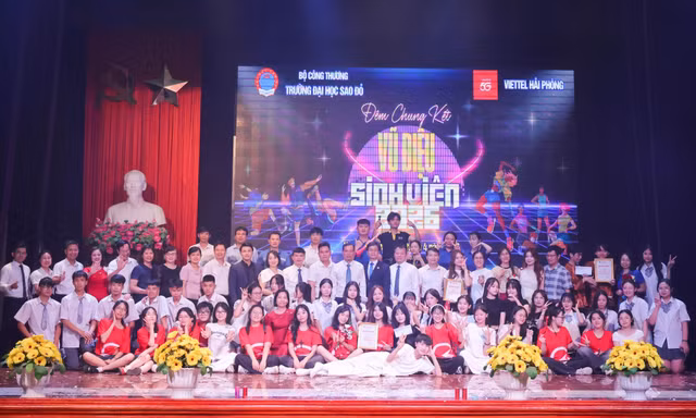 Trường Đại học Sao Đỏ bùng nổ đêm chung kết 'Vũ điệu sinh viên - Student Dance Festival 2026'