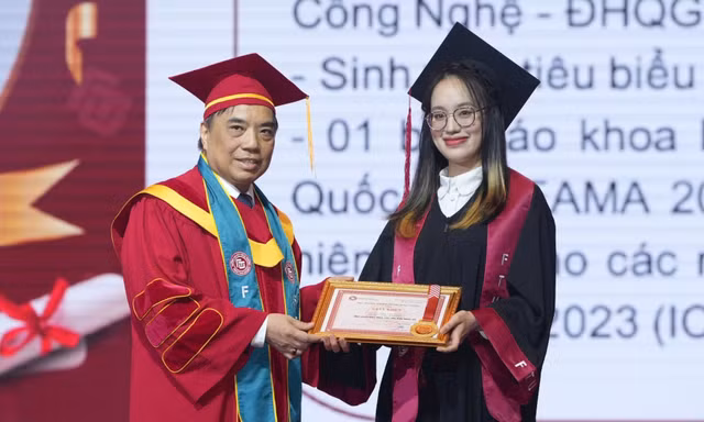 Thủ khoa trường Ngoại thương: Thành công đến từ tư duy học đúng đắn