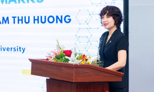 Trường ĐH Ngoại thương 'bắt tay' học giả quốc tế, tiếp sức ngành học mới về Quản lý công nghiệp thông minh