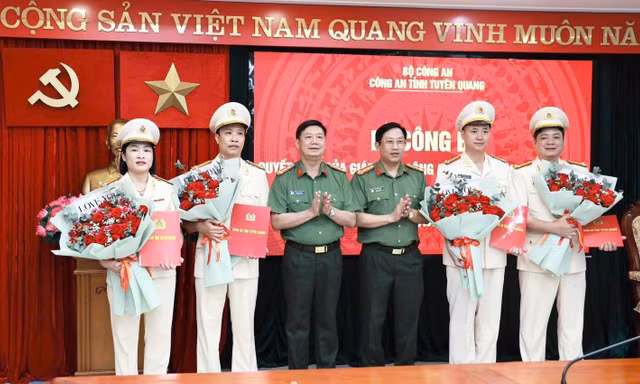 Công an Tuyên Quang điều động, bổ nhiệm nhiều lãnh đạo cấp phòng
