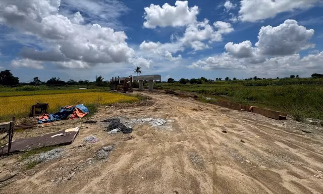Dự án trọng điểm 3.500 tỷ đồng, dân kêu 'họ làm vài ngày lại nghỉ'