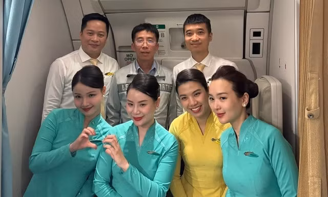  Một bác sĩ người Việt giúp chuyến bay sang Paris tránh cú hạ cánh khẩn cấp