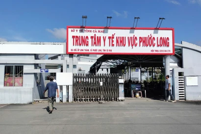 Tin vui bất ngờ ngày làm việc cuối năm của nhân viên y tế ở Cà Mau 