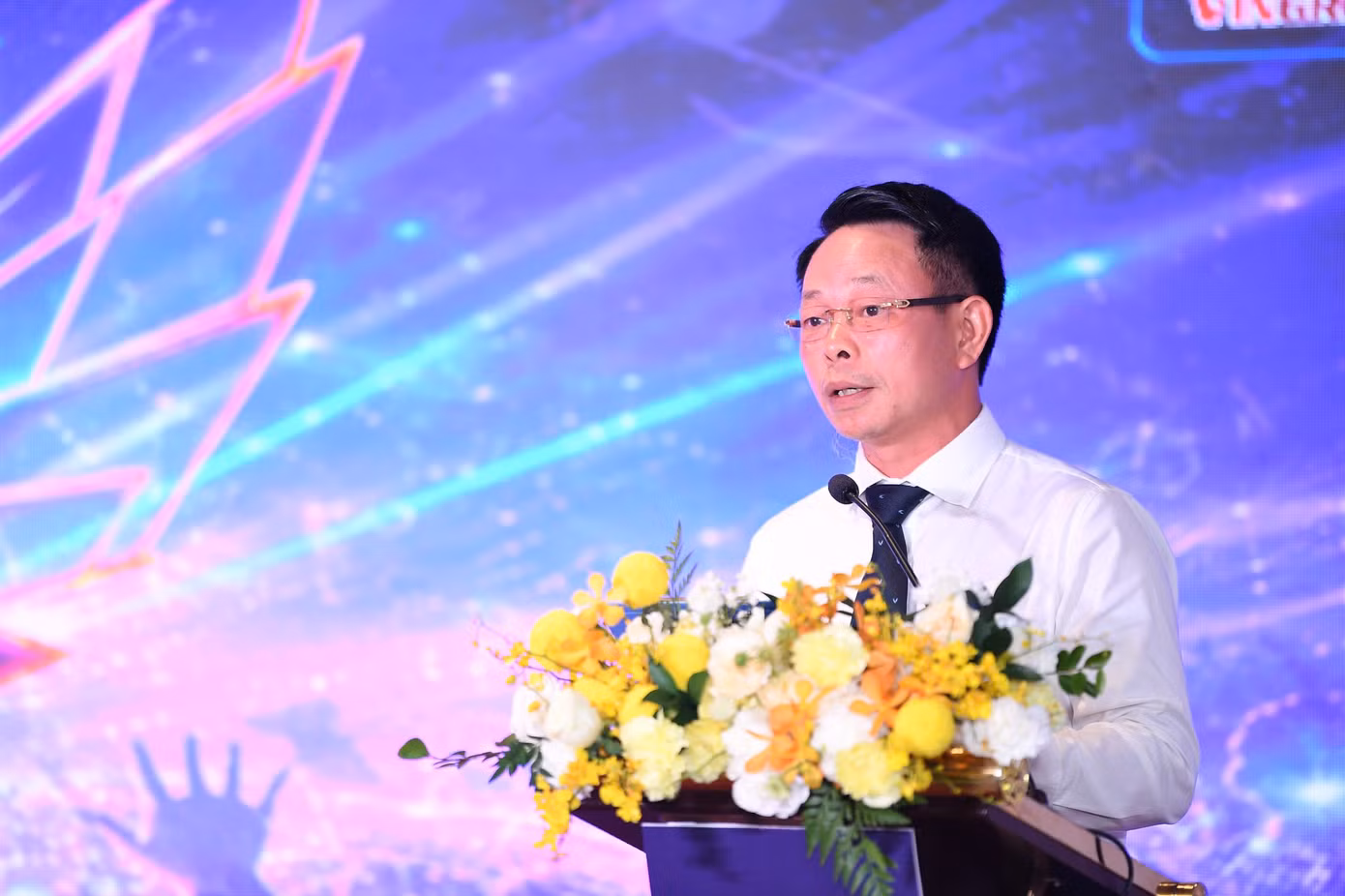 phungcongsuong.jpg
