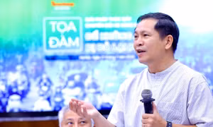 Đề xuất mô hình đổi pin, tận dụng cây xăng làm trạm sạc xe điện 