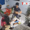 NÓNG 12/8: Xác định đối tượng cầm ghế nhựa đánh liên tiếp vào đầu cô gái