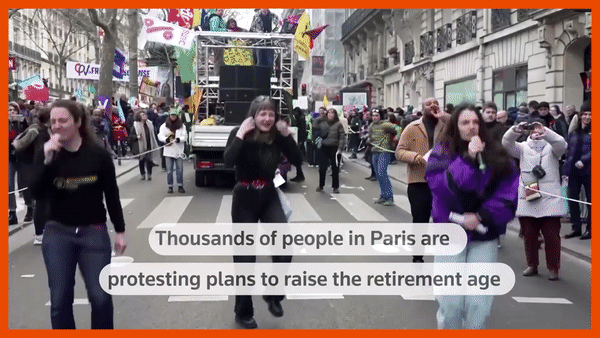 Làn sóng biểu tình phản đối kế hoạch cải cách lương hưu diễn ra rầm rộ ở Pháp trong những ngày qua. Ảnh: Reuters Làn sóng biểu tình phản đối kế hoạch cải cách lương hưu diễn ra rầm rộ ở Pháp trong những ngày qua. Ảnh: Reuters