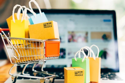 Hàng Việt xuất Mỹ qua kênh thương mại điện tử ra sao? 