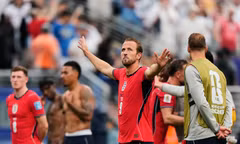 Harry Kane vượt huyền thoại Gary Lineker, trở thành chân sút số một của tuyển Anh tại World Cup 