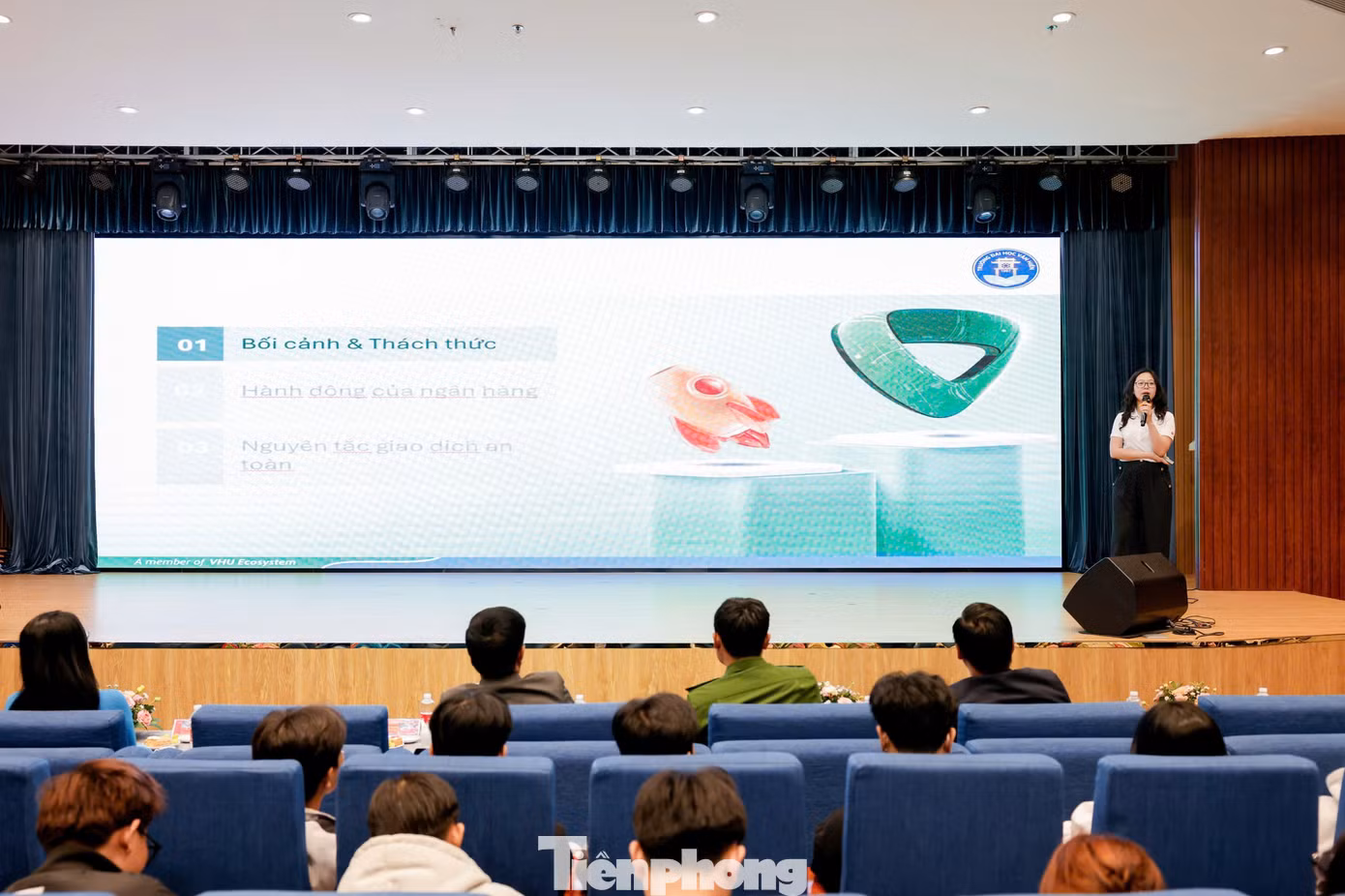 tp-vietcombank-2.jpg