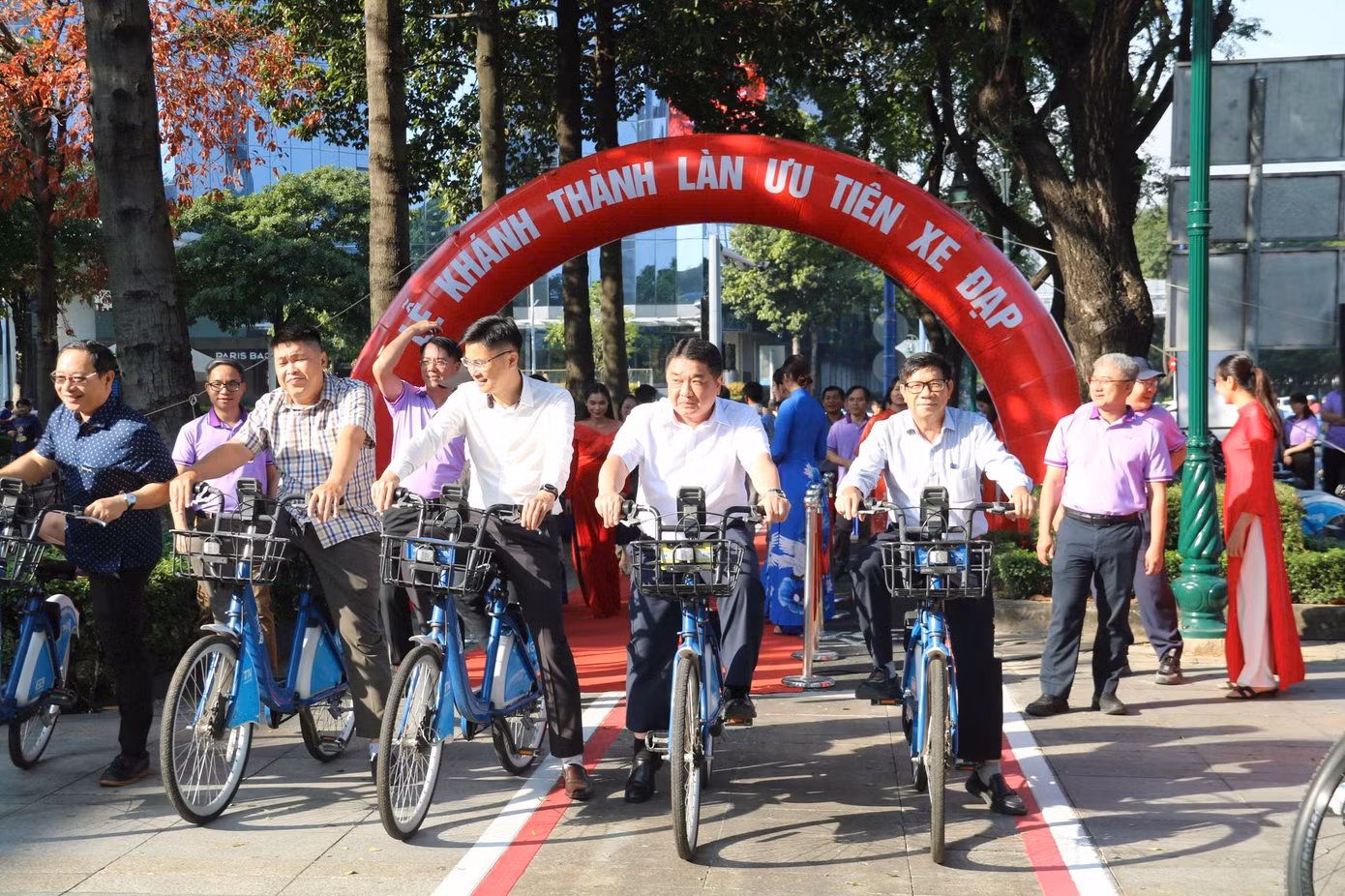 uu-tien-xe-dap-4.jpg