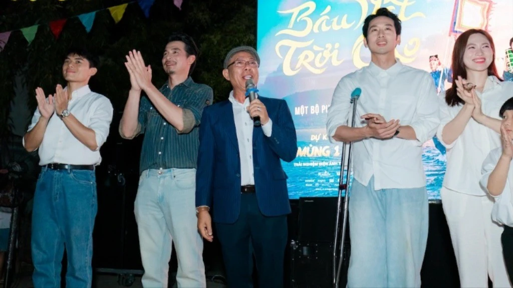 Đoàn phim 'Báu Vật Trời Cho' trở về Liên Hương trong buổi chiếu đặc biệt đầy cảm xúc